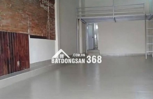Cho thuê nhà mặt tiền Phạm Văn Đồng P13, Bình Thạnh, 4,2x14m,1 trệt 1 gác, 11tr